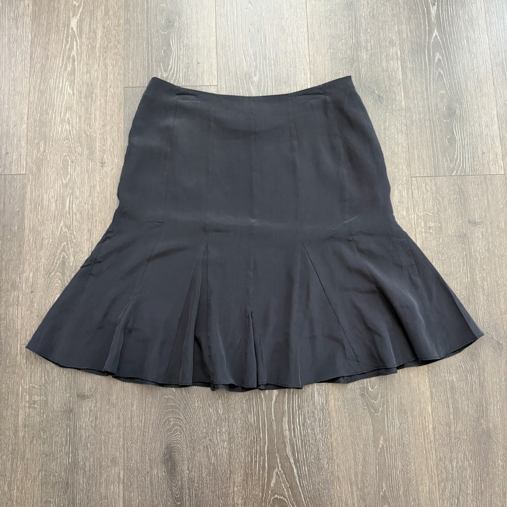 Gap 100% Silk Skirt Size 12 Fit Flare Quiet Luxury Office‎ Career Preppy 90s